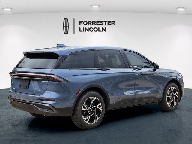 new 2025 Lincoln Nautilus car, priced at $55,800