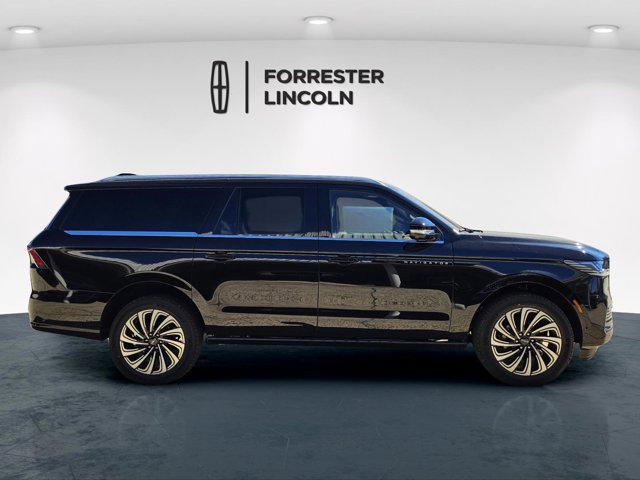 new 2025 Lincoln Navigator car, priced at $122,835