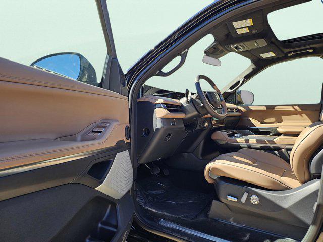 new 2025 Lincoln Navigator car, priced at $122,835