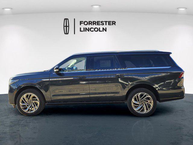 new 2025 Lincoln Navigator car, priced at $104,265