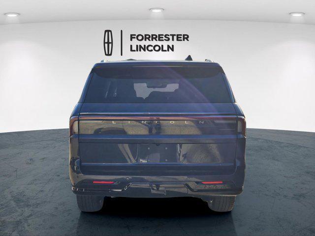 new 2025 Lincoln Navigator car, priced at $104,265