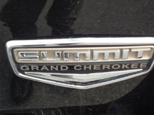 used 2014 Jeep Grand Cherokee car, priced at $14,900