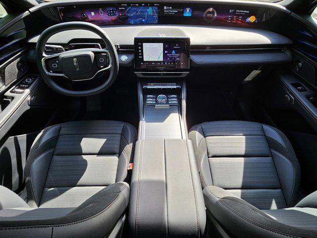 new 2025 Lincoln Nautilus car, priced at $65,700