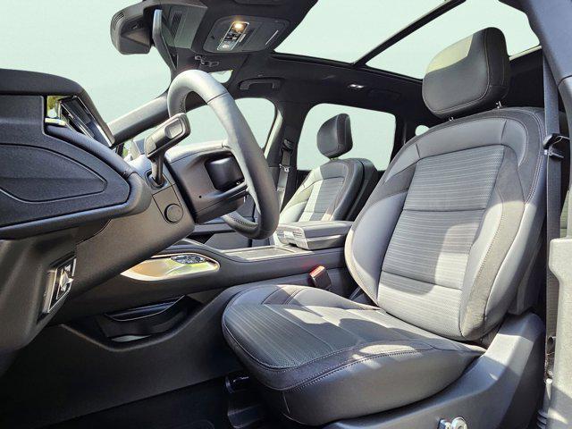 new 2025 Lincoln Nautilus car, priced at $65,700