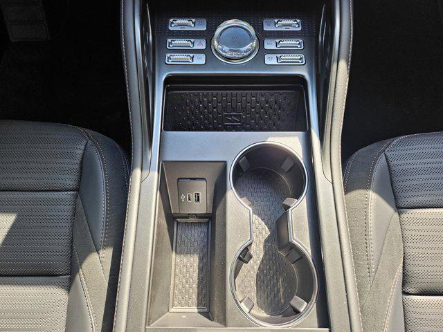 new 2025 Lincoln Nautilus car, priced at $65,700