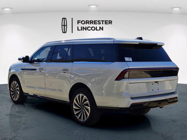 new 2025 Lincoln Navigator car, priced at $123,585