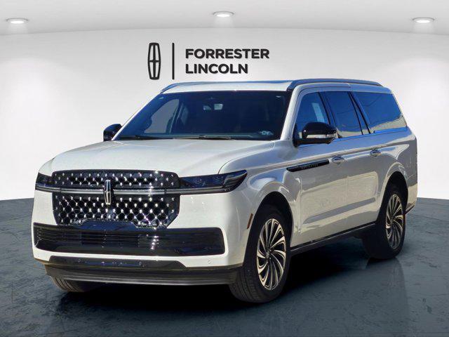 new 2025 Lincoln Navigator car, priced at $123,585