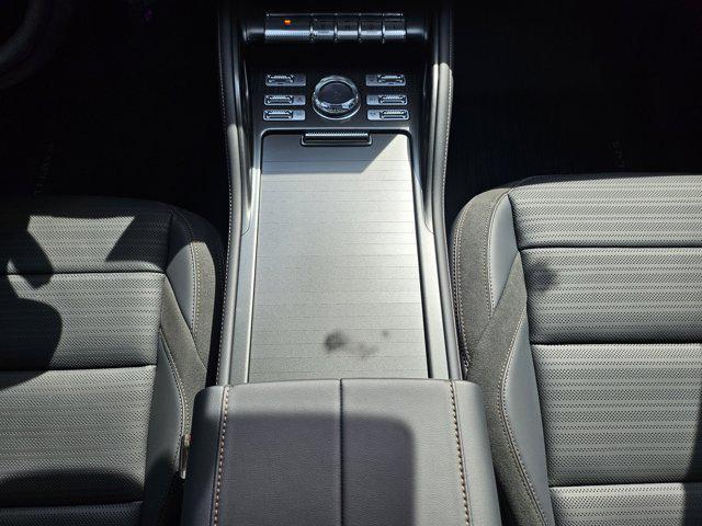 new 2025 Lincoln Nautilus car, priced at $64,300