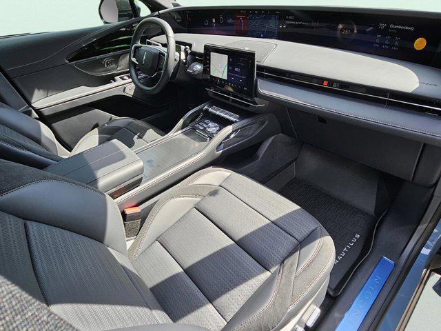 new 2025 Lincoln Nautilus car, priced at $64,300