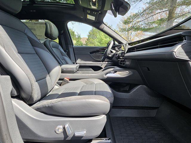 new 2025 Lincoln Nautilus car, priced at $64,300
