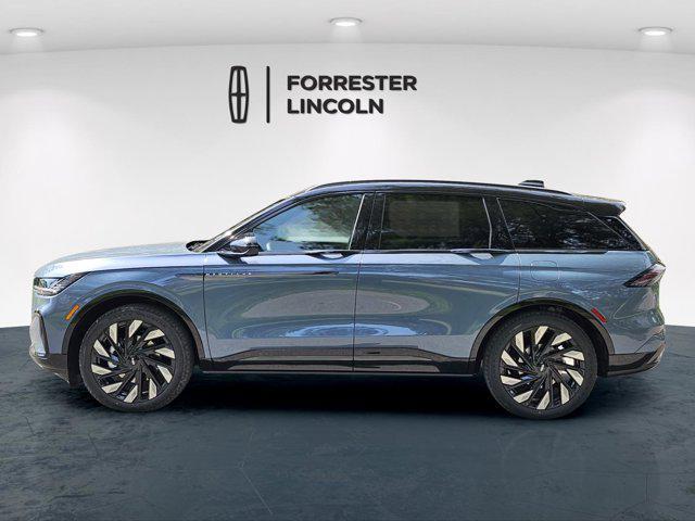 new 2025 Lincoln Nautilus car, priced at $64,300