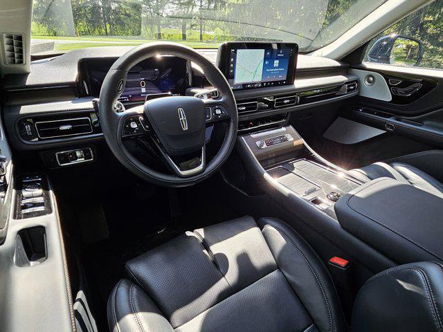 new 2025 Lincoln Aviator car, priced at $72,366