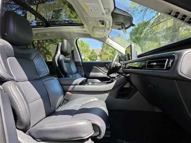 new 2025 Lincoln Aviator car, priced at $72,366