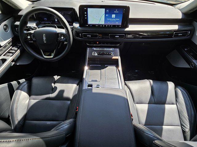new 2025 Lincoln Aviator car, priced at $72,366