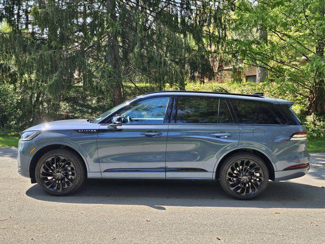 new 2025 Lincoln Aviator car, priced at $72,366