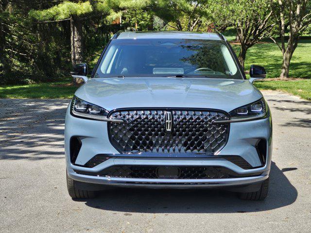 new 2025 Lincoln Aviator car, priced at $72,366
