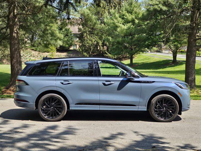 new 2025 Lincoln Aviator car, priced at $72,366