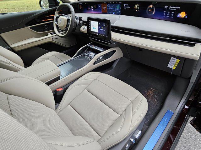 new 2025 Lincoln Nautilus car, priced at $54,108
