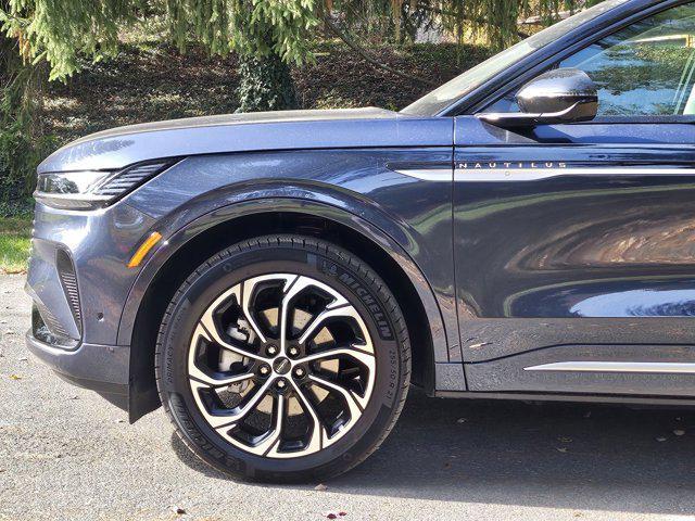 new 2024 Lincoln Nautilus car, priced at $59,900