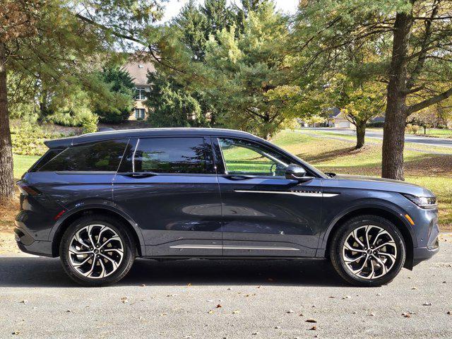 new 2024 Lincoln Nautilus car, priced at $60,900