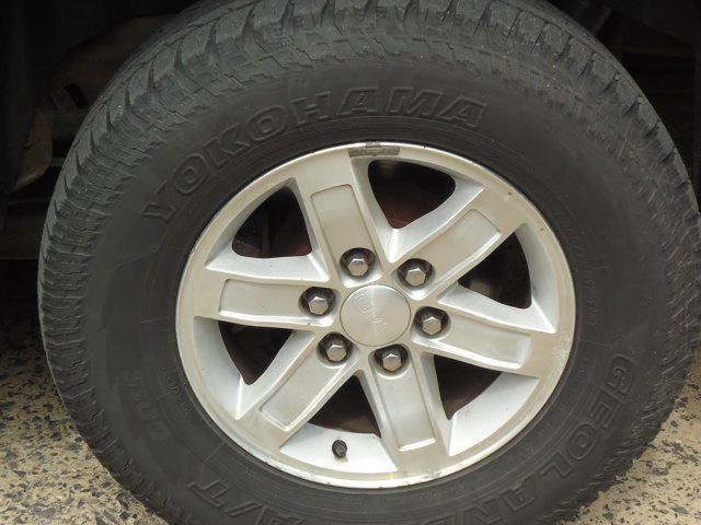used 2013 GMC Yukon XL car, priced at $10,900