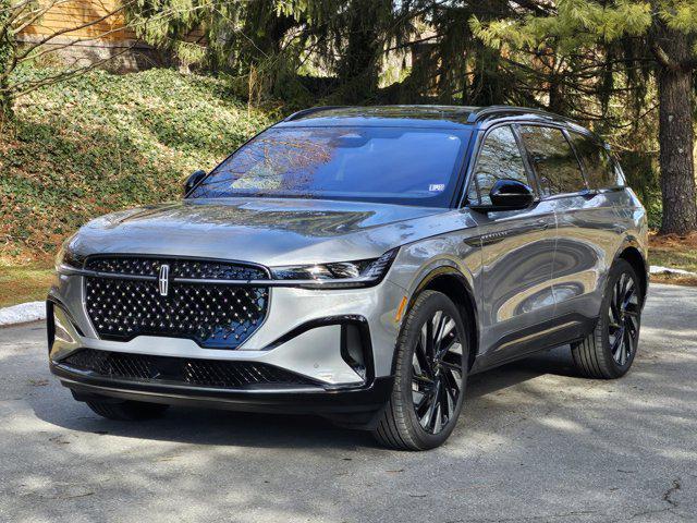 new 2025 Lincoln Nautilus car, priced at $60,224