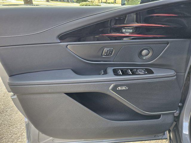 new 2025 Lincoln Nautilus car, priced at $60,224