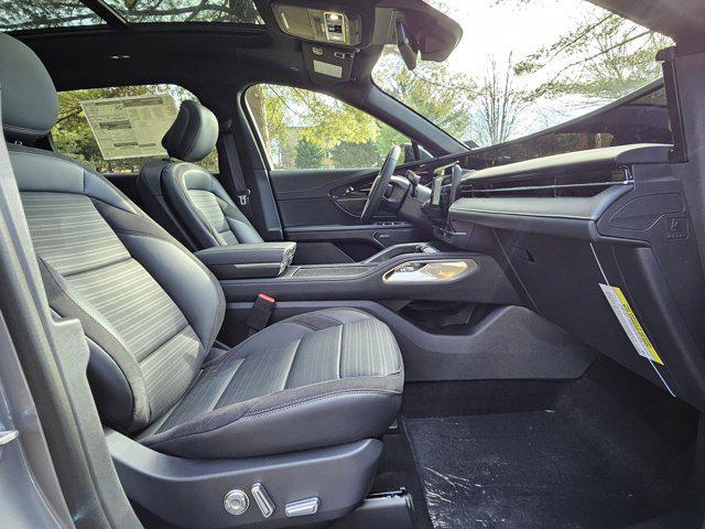 new 2025 Lincoln Nautilus car, priced at $60,224