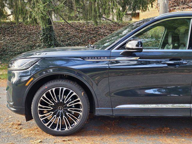 new 2025 Lincoln Aviator car, priced at $91,875