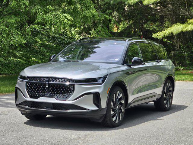 new 2025 Lincoln Nautilus car, priced at $59,513