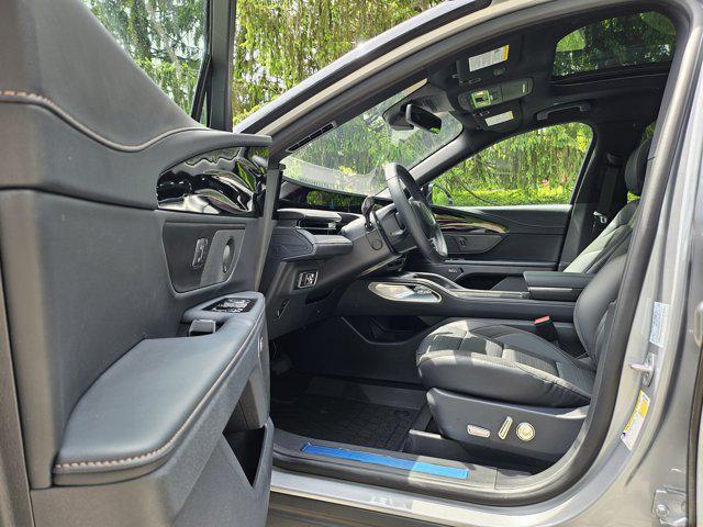 new 2025 Lincoln Nautilus car, priced at $59,513