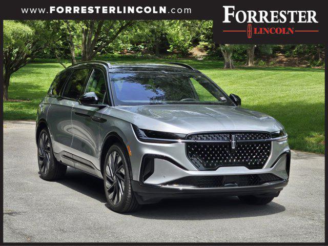 new 2025 Lincoln Nautilus car, priced at $59,513