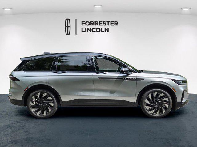 new 2025 Lincoln Nautilus car, priced at $63,100