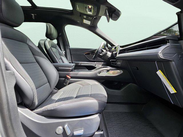 new 2025 Lincoln Nautilus car, priced at $63,100