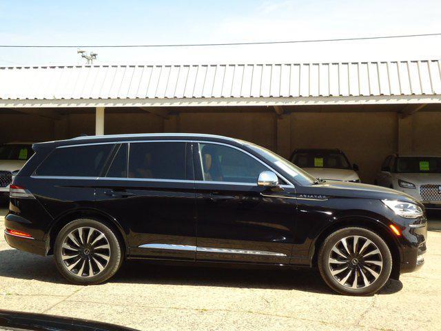used 2020 Lincoln Aviator car, priced at $39,900