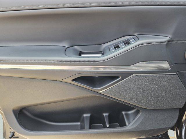 new 2025 Lincoln Navigator car, priced at $107,125