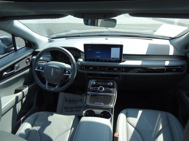 used 2022 Lincoln Nautilus car, priced at $38,900