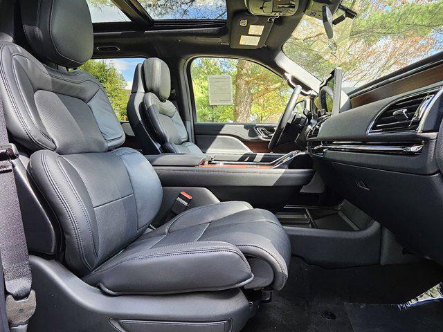 new 2024 Lincoln Navigator car, priced at $107,300