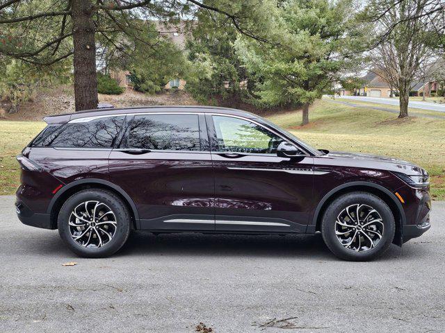 new 2025 Lincoln Nautilus car, priced at $59,165