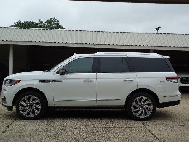 used 2024 Lincoln Navigator car, priced at $67,900