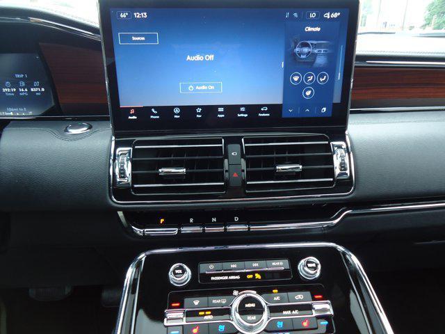 used 2024 Lincoln Navigator car, priced at $67,900
