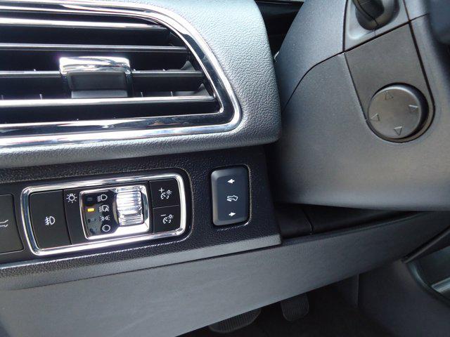 used 2024 Lincoln Navigator car, priced at $67,900