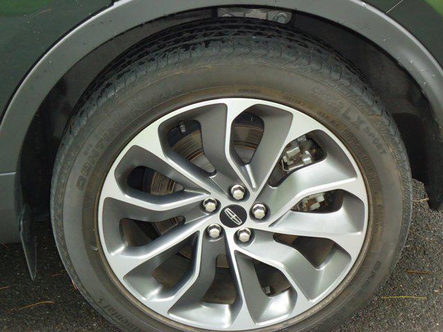 used 2022 Lincoln Nautilus car, priced at $35,900