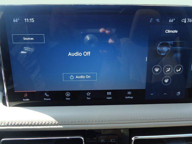 used 2022 Lincoln Nautilus car, priced at $41,900