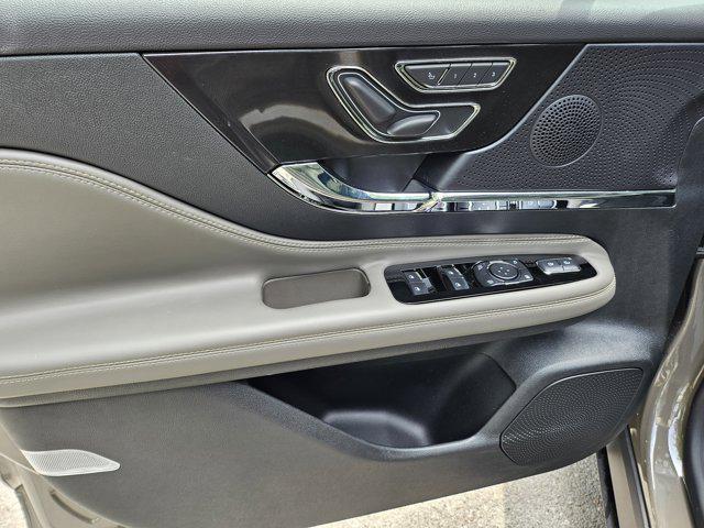 new 2025 Lincoln Corsair car, priced at $48,024