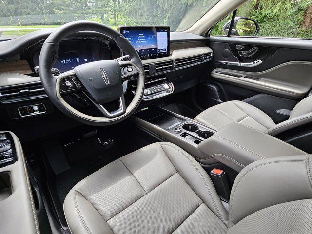 new 2025 Lincoln Corsair car, priced at $48,024