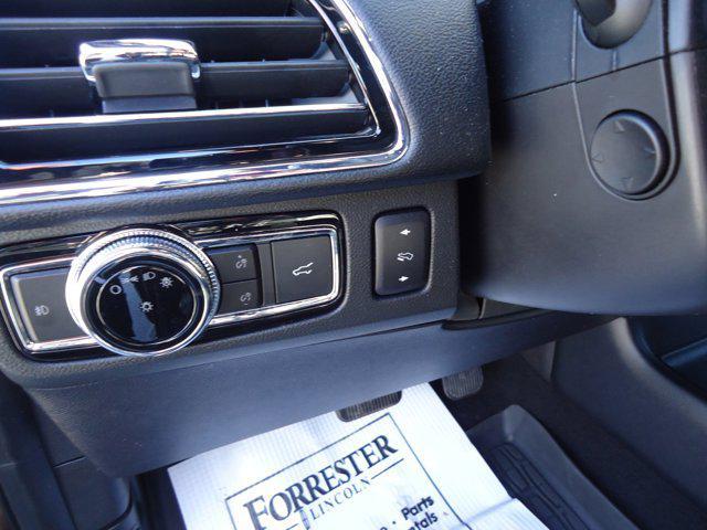 used 2019 Lincoln Navigator car, priced at $37,900