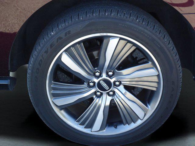 used 2019 Lincoln Navigator car, priced at $37,900