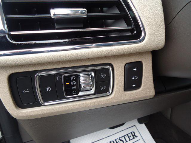 used 2022 Lincoln Navigator car, priced at $59,900