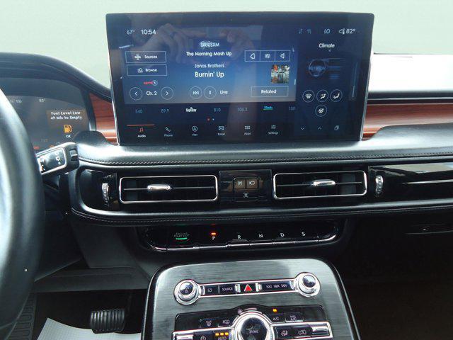 used 2021 Lincoln Nautilus car, priced at $35,900